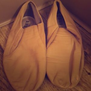 Nude Bloch dance shoes